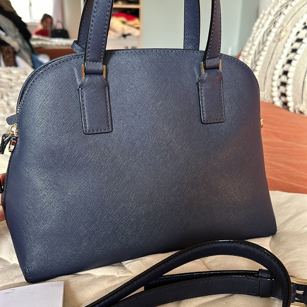 SOLD Kate Spade ♠️ Navy blue purse - Picture 4 of 15